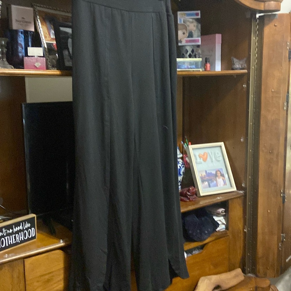 Black open leg pants